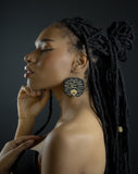 Boucles d’oreilles tête femme noire locks Coupe Afro Hair avec des mots queen black magic, résilient, confident love bijou en bois ethnique africain 
